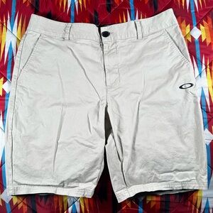 Oakley Golf Shorts Mens 34 Stretch Breathable Wicking Flex Cream White Athletic